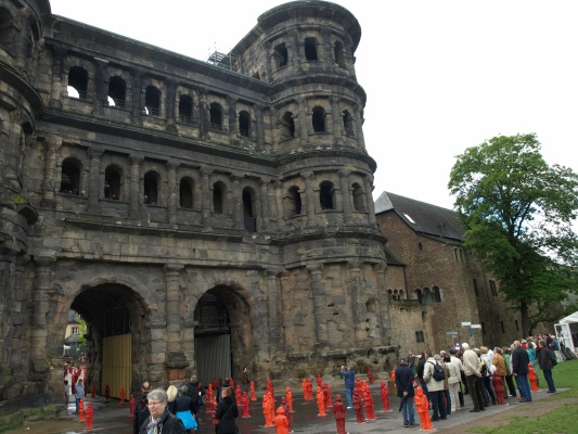 4. Porta Nigra Trier(13)